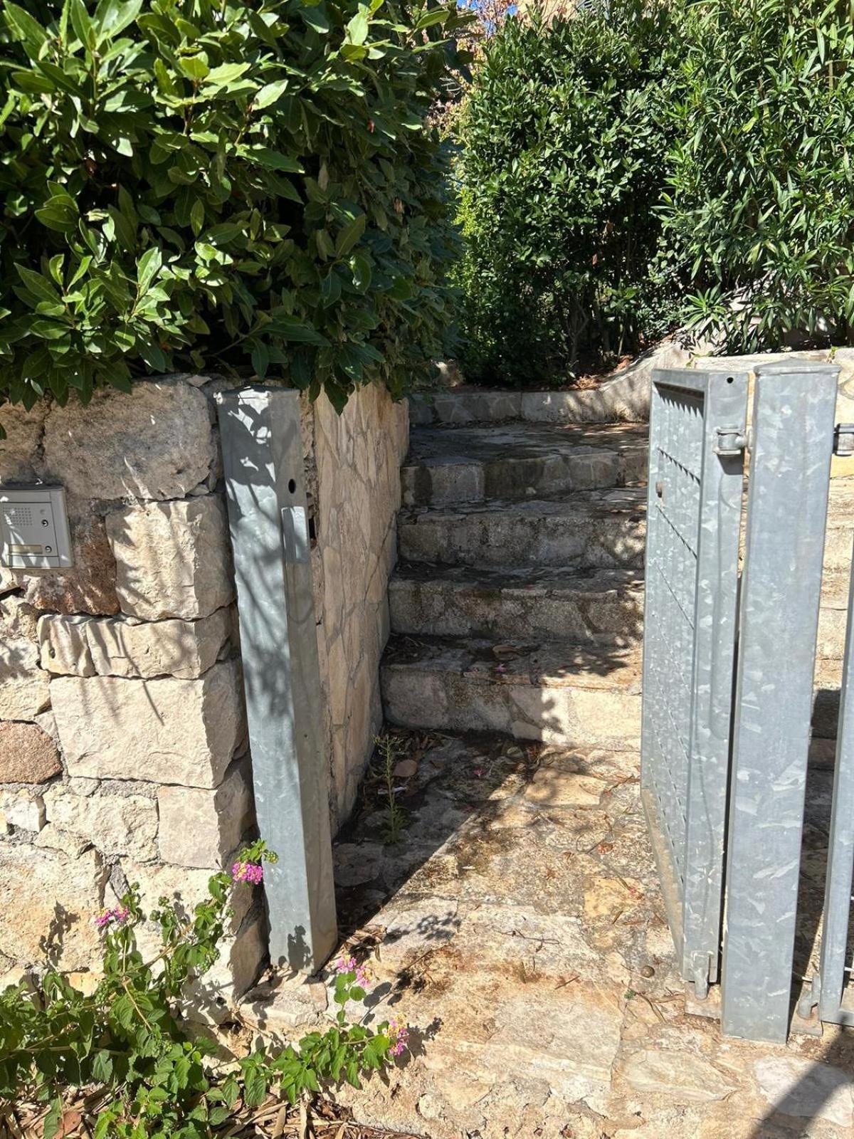 Villetta A Pochi Passi Dal Mare Santa Cesarea Terme Exterior foto